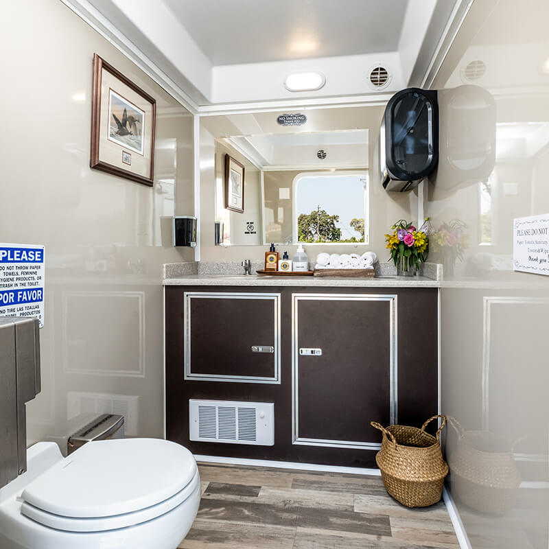 Plan A Funeral With A Portable Luxury Restroom